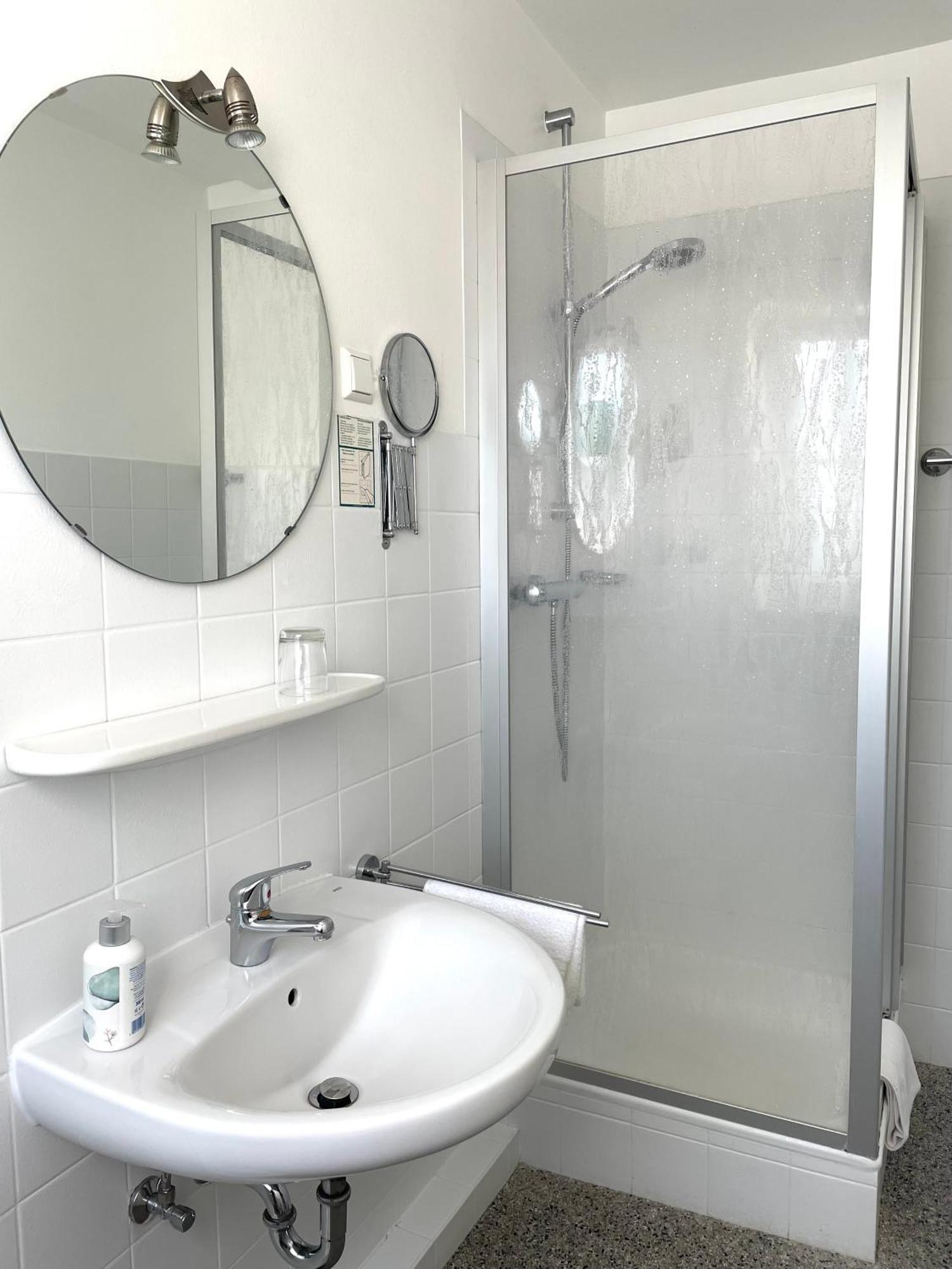 Hotel-Pension Hommen Кобленц Екстериор снимка