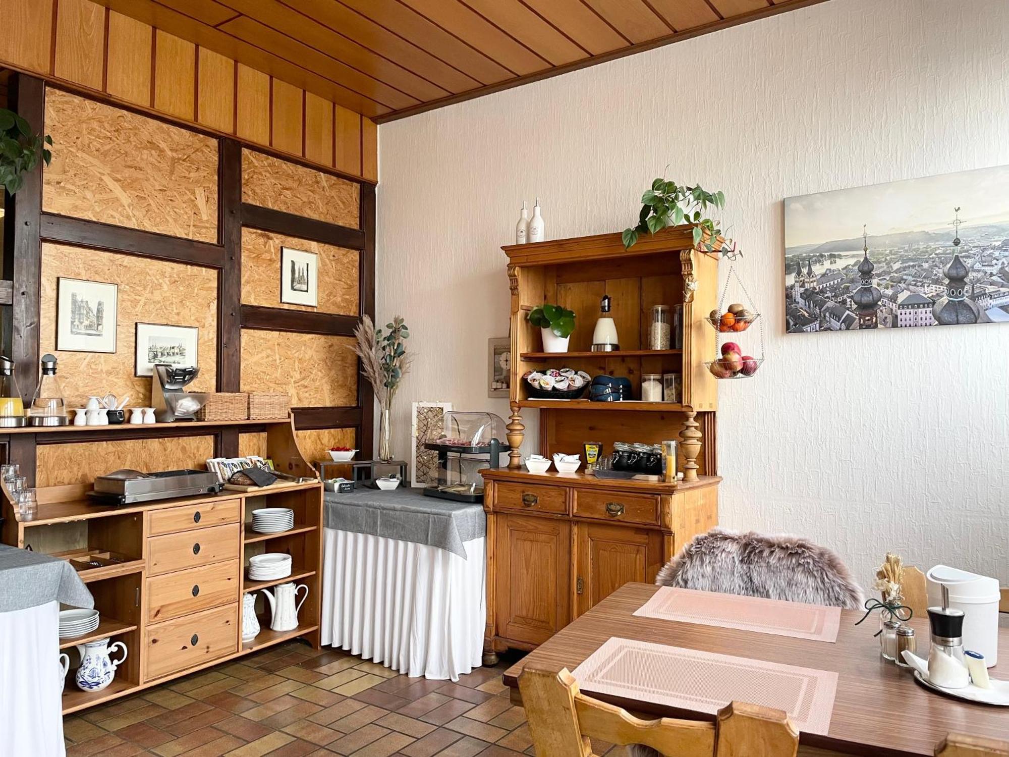 Hotel-Pension Hommen Кобленц Екстериор снимка