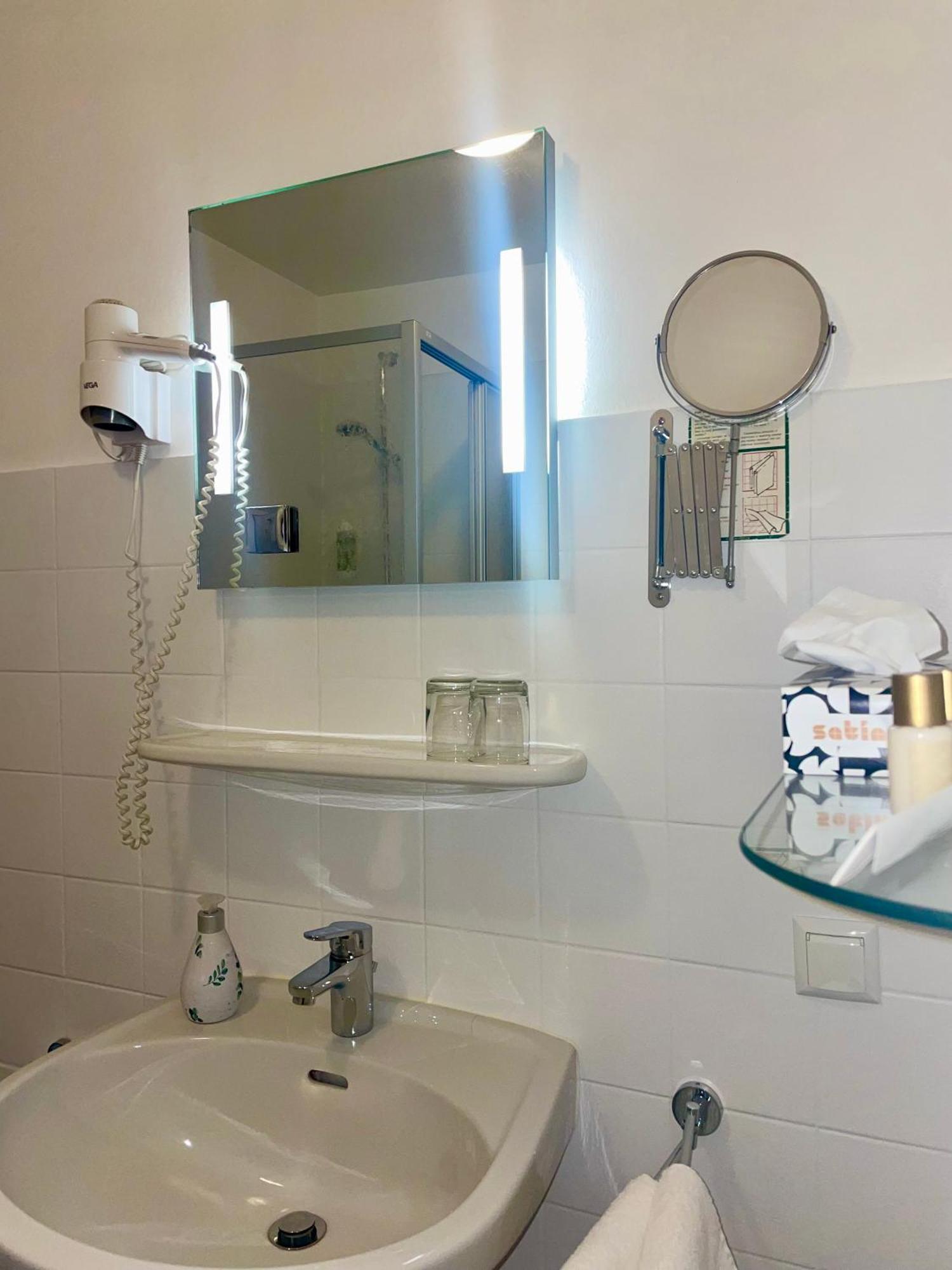 Hotel-Pension Hommen Кобленц Екстериор снимка
