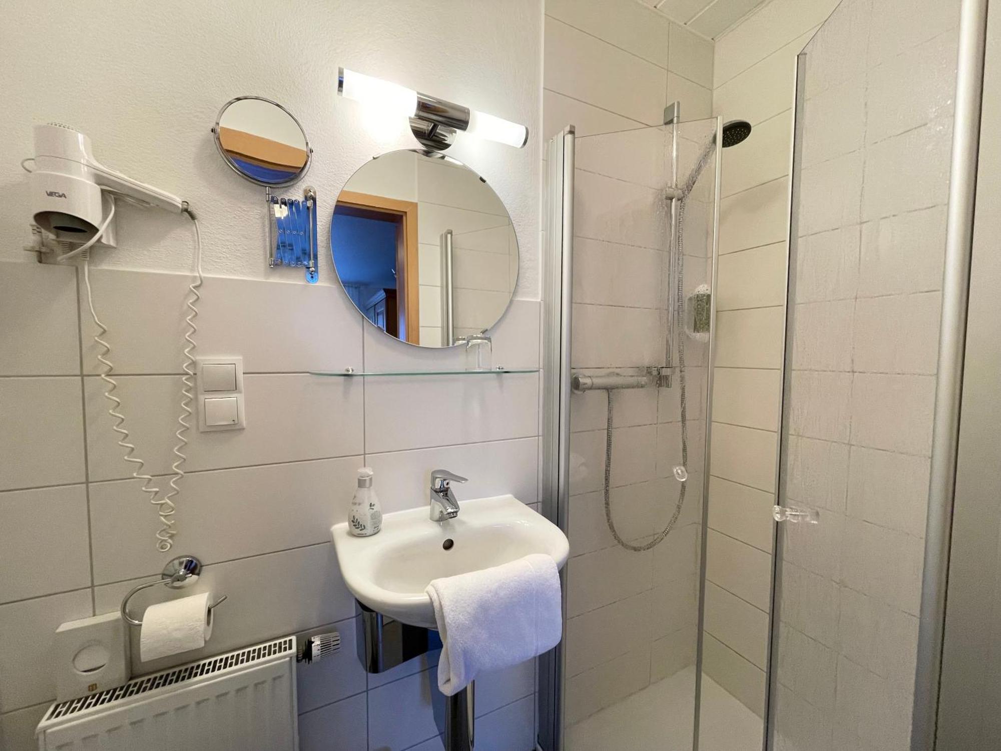 Hotel-Pension Hommen Кобленц Екстериор снимка